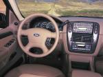 Ford Explorer 2001 года